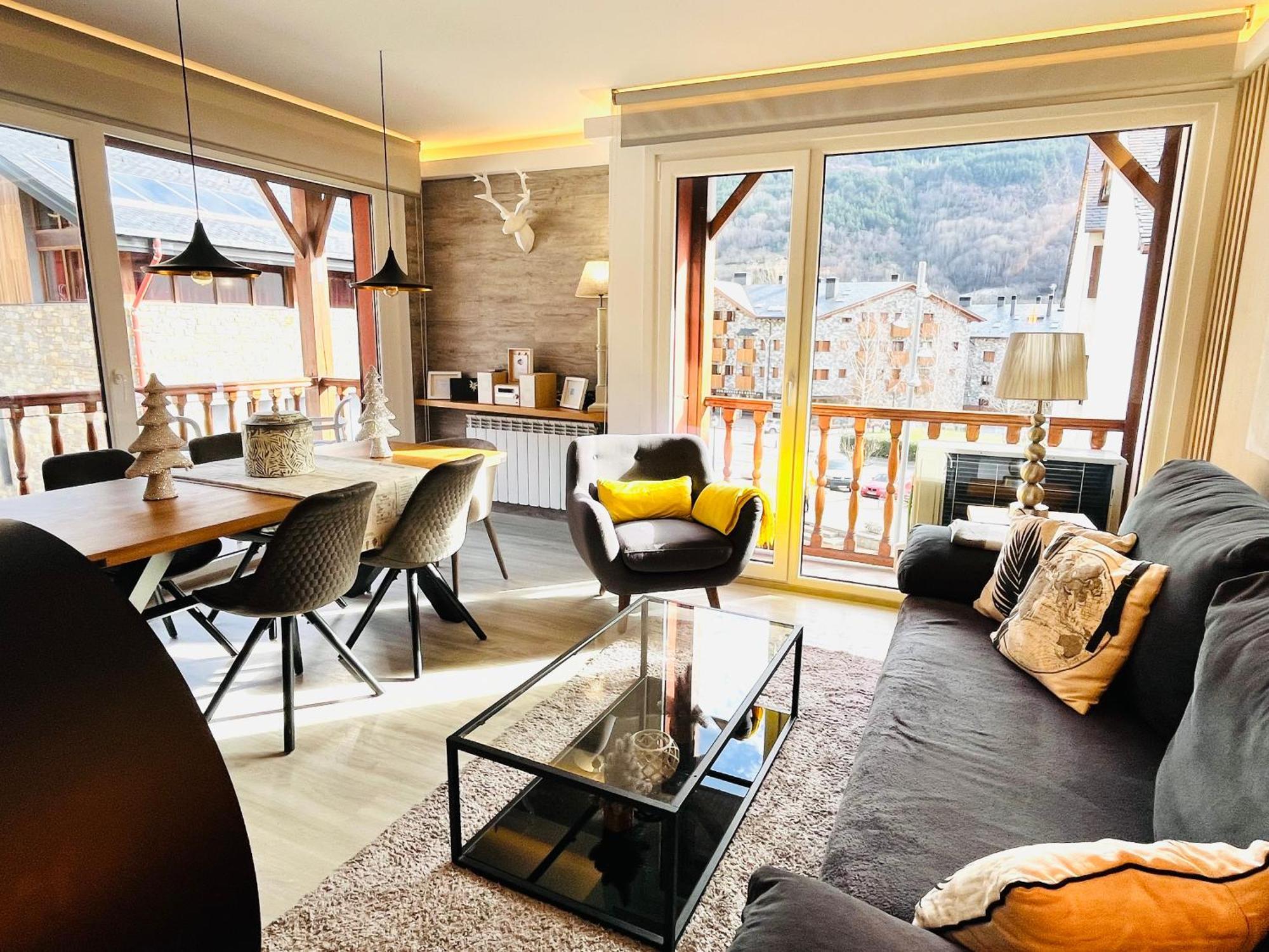 Up Benasque Flor De Nieve Lejlighed Eksteriør billede